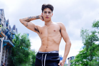 FRIENDS WITH BENEFITS #2