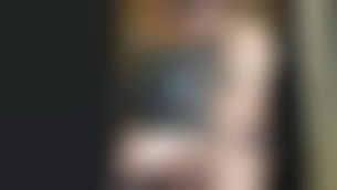 Cul de blond pour mec canon à bite épaisse