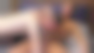 Grosse tige pour blond canon