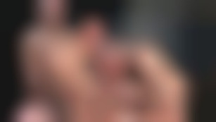 Détente à trois entre collègues