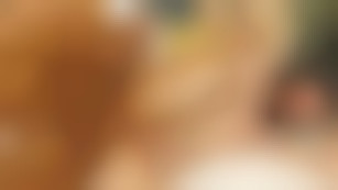 Monsieur poilu et son pote musclé