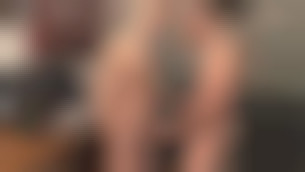 James prend son pied