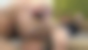 Un daddy poilu se fait chevaucher