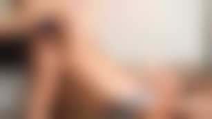 Jus de mec dans le trou de Logan