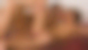 Beau jeune homme blond bien baisé