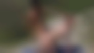 Niqué à côté de la route