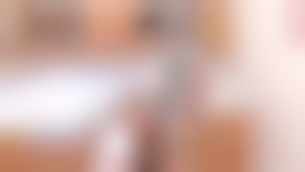 Blond haired vs dark haired