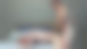 Actif bien équipé entre les jambes